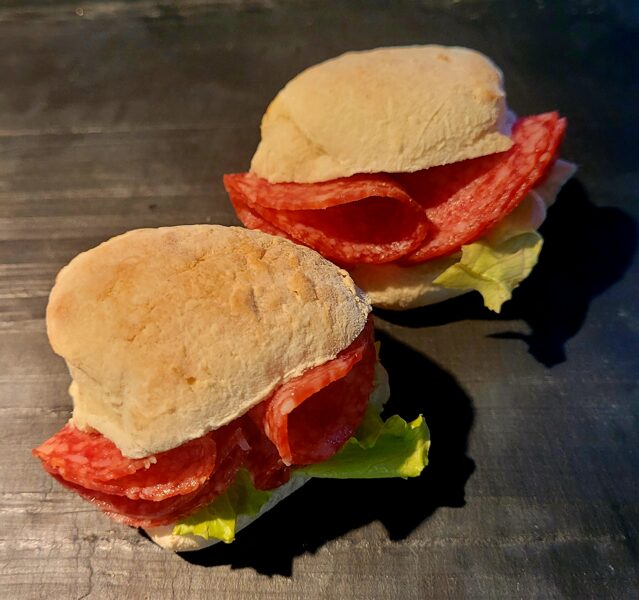 MINI CIABATTA AR SALAMI